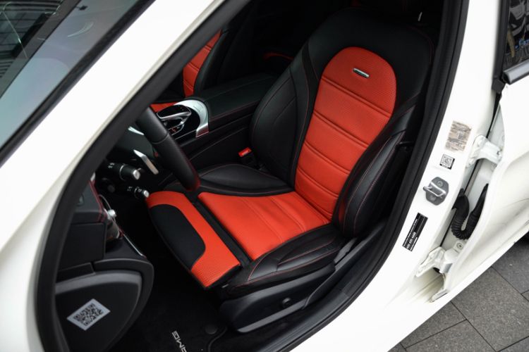 Used Mercedes-Benz C-Class AMG 2017 AMG C 63 Interior 7