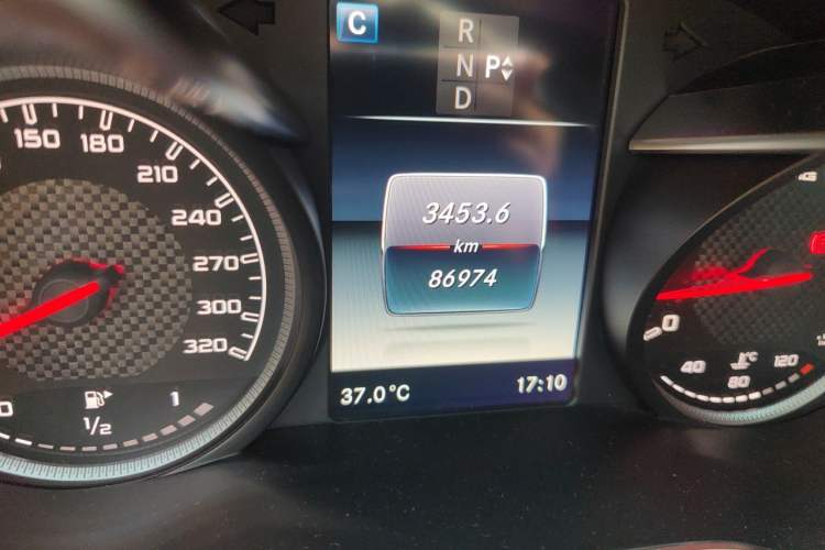 Used Mercedes-Benz C-Class AMG 2017 AMG C 63 Odometer Close Up