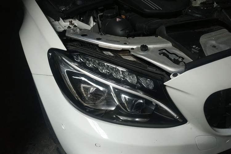 Used Mercedes-Benz C-Class AMG 2017 AMG C 63 S Right Front Headlight