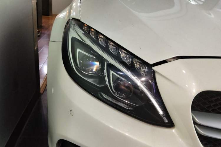 Used Mercedes-Benz C-Class AMG 2017 AMG C 63 Right Front Headlight