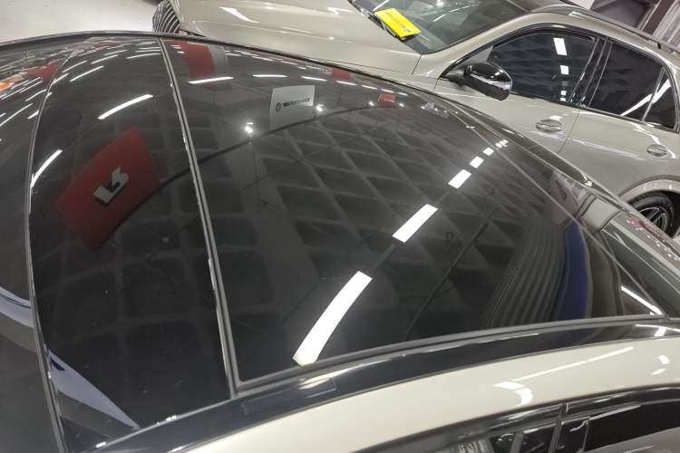 Used Mercedes-Benz C-Class AMG 2017 AMG C 63 Roof