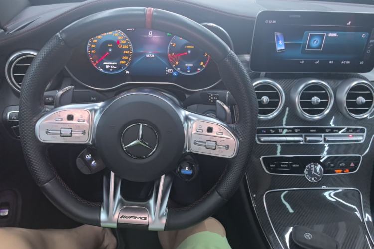 Used Mercedes-Benz C-Class AMG 2019 AMG C 43 4MATIC Coupe Center Console