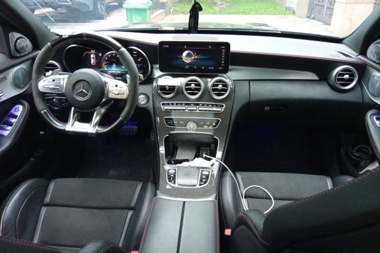 Used Mercedes-Benz C-Class AMG 2019 AMG C 43 4MATIC Center Console