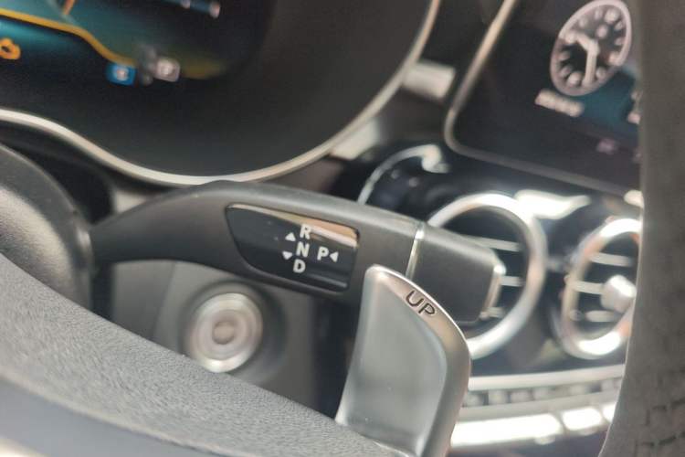 Used Mercedes-Benz C-Class AMG 2019 AMG C 43 4MATIC Coupe Gear Lever