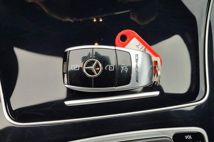 Used Mercedes-Benz C-Class AMG 2019 AMG C 63 S Interior 1