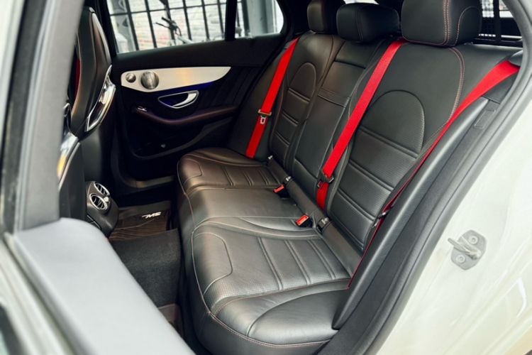Used Mercedes-Benz C-Class AMG 2019 AMG C 43 4MATIC Estate Special Edition Interior 15