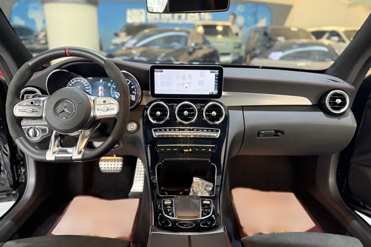 Used Mercedes-Benz C-Class AMG 2019 AMG C 43 4MATIC Coupe Interior 2