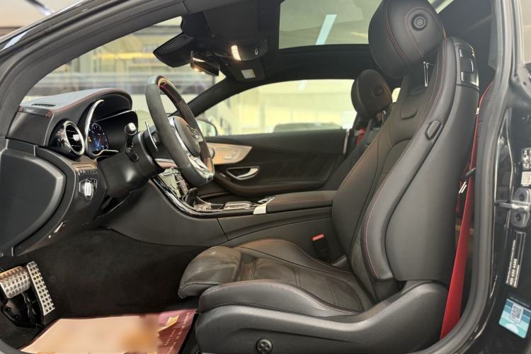 Used Mercedes-Benz C-Class AMG 2019 AMG C 43 4MATIC Coupe Interior 4