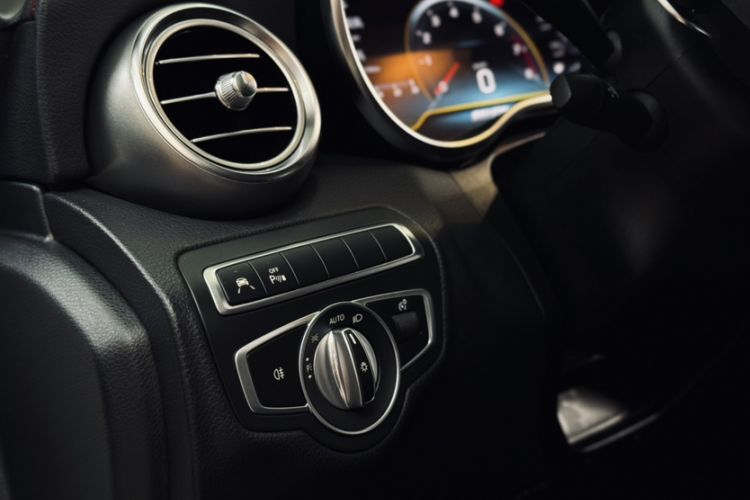 Used Mercedes-Benz C-Class AMG 2019 AMG C 43 4MATIC Estate Special Edition Interior 4