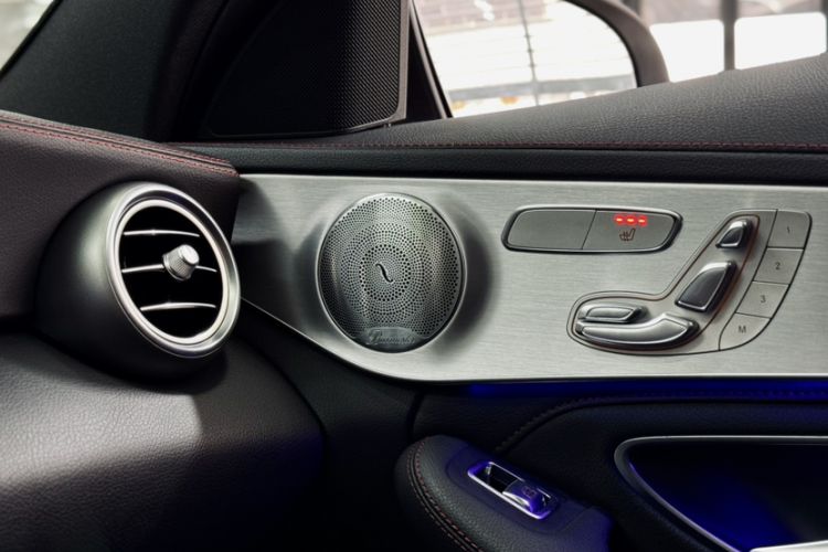Used Mercedes-Benz C-Class AMG 2019 AMG C 43 4MATIC Estate Special Edition Interior 9