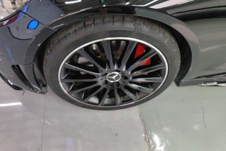 Used Mercedes-Benz C-Class AMG 2019 AMG C 43 4MATIC Coupe Left Front Wheel Hub