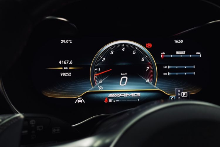 Used Mercedes-Benz C-Class AMG 2019 AMG C 43 4MATIC Estate Special Edition Odometer Close Up