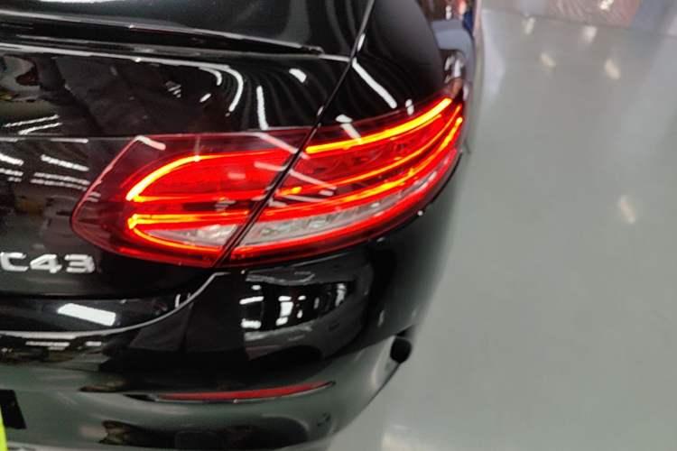 Used Mercedes-Benz C-Class AMG 2019 AMG C 43 4MATIC Coupe Right Rear Taillight