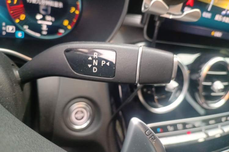 Used Mercedes-Benz C-Class AMG 2019 AMG C 43 4MATIC Gear Lever