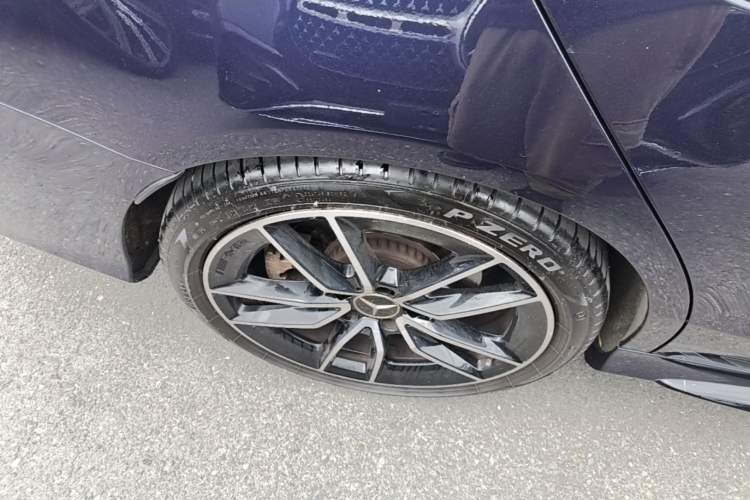 Used Mercedes-Benz C-Class AMG 2019 AMG C 43 4MATIC Right Rear Wheel Hub