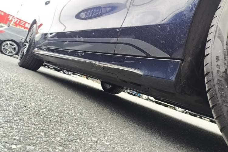 Used Mercedes-Benz C-Class AMG 2019 AMG C 43 4MATIC Right Side Sill