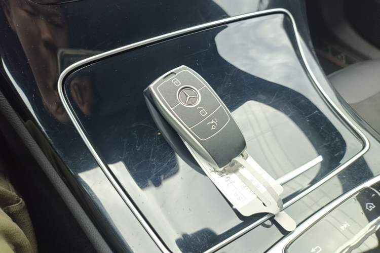 Used Mercedes-Benz C-Class AMG 2019 AMG C 43 4MATIC Vehicle Key