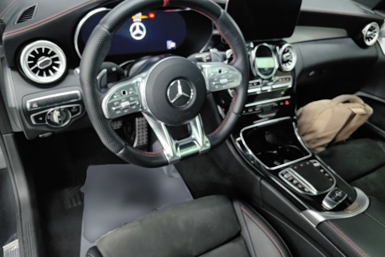 Used Mercedes-Benz C-Class AMG 2019 AMG C 43 4MATIC Coupe Center Console