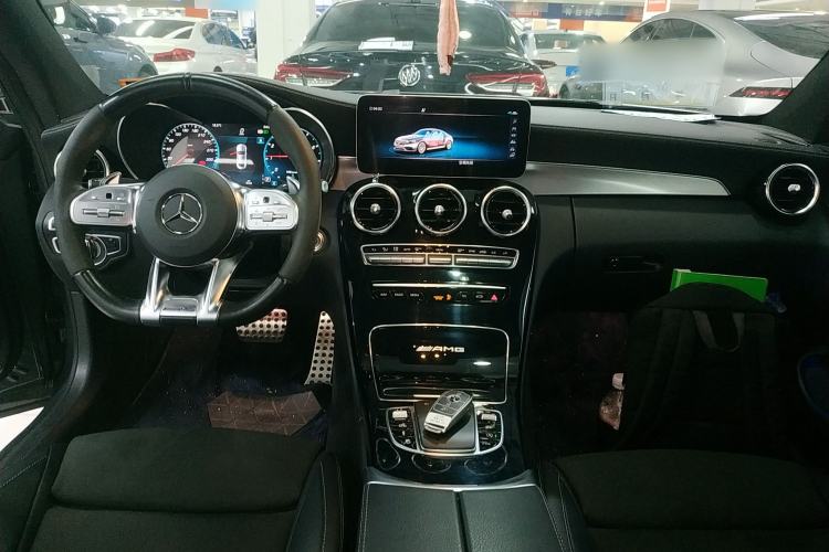 Used Mercedes-Benz C-Class AMG 2019 AMG C 63 Coupe Center Console