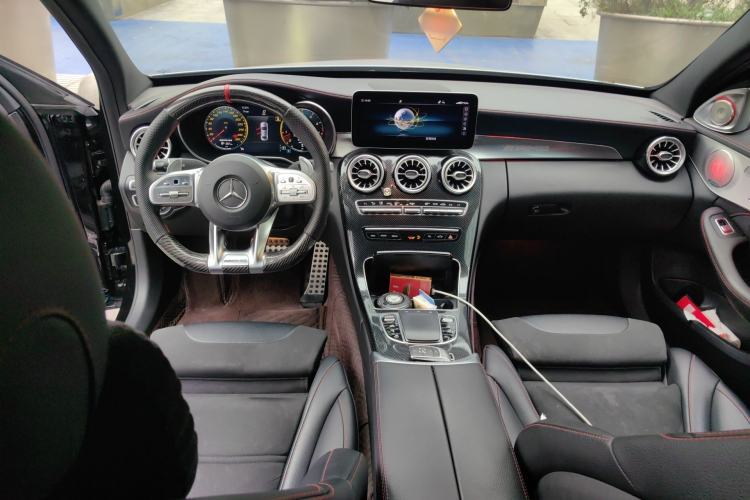 Used Mercedes-Benz C-Class AMG 2019 AMG C 43 4MATIC Center Console