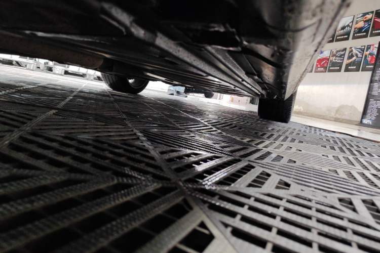 Used Mercedes-Benz C-Class AMG 2019 AMG C 63 Chassis Front Left