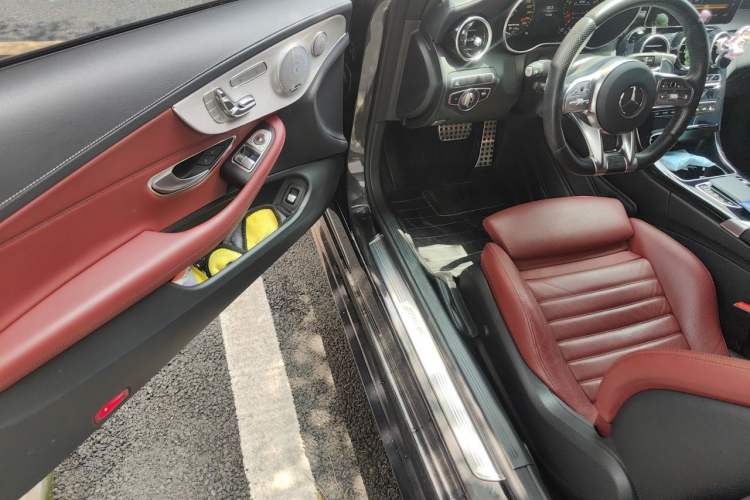 Used Mercedes-Benz C-Class AMG 2019 AMG C 43 4MATIC Coupe Driver Seat