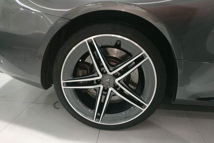 Used Mercedes-Benz C-Class AMG 2019 AMG C 63 Coupe Exterior 5