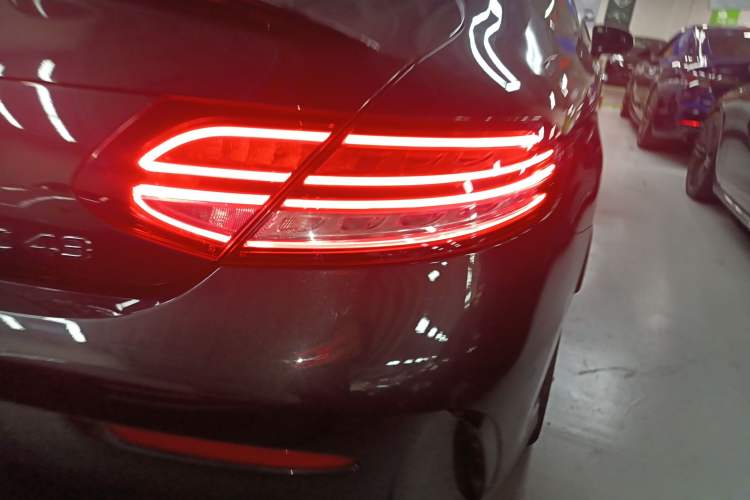 Used Mercedes-Benz C-Class AMG 2019 AMG C 43 4MATIC Coupe Exterior 6
