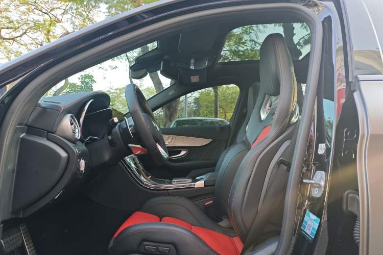 Used Mercedes-Benz C-Class AMG 2019 AMG C 63 Interior 1