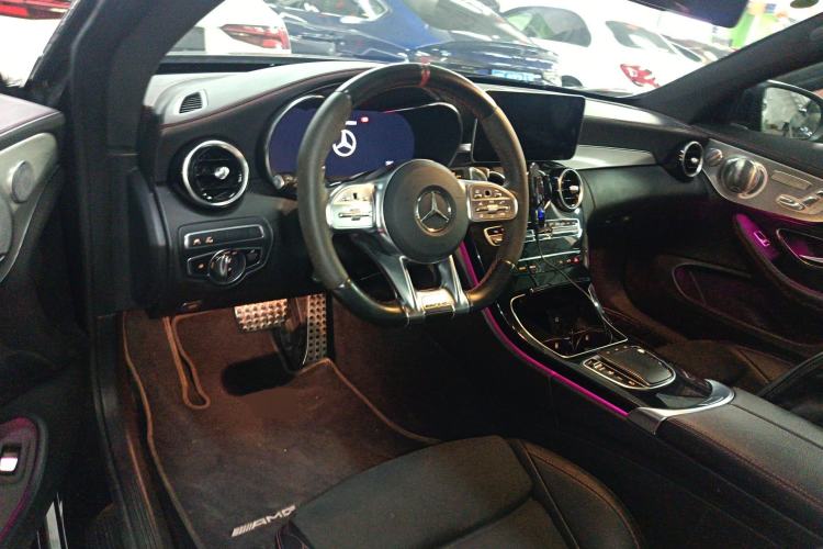 Used Mercedes-Benz C-Class AMG 2019 AMG C 43 4MATIC Coupe Interior 2