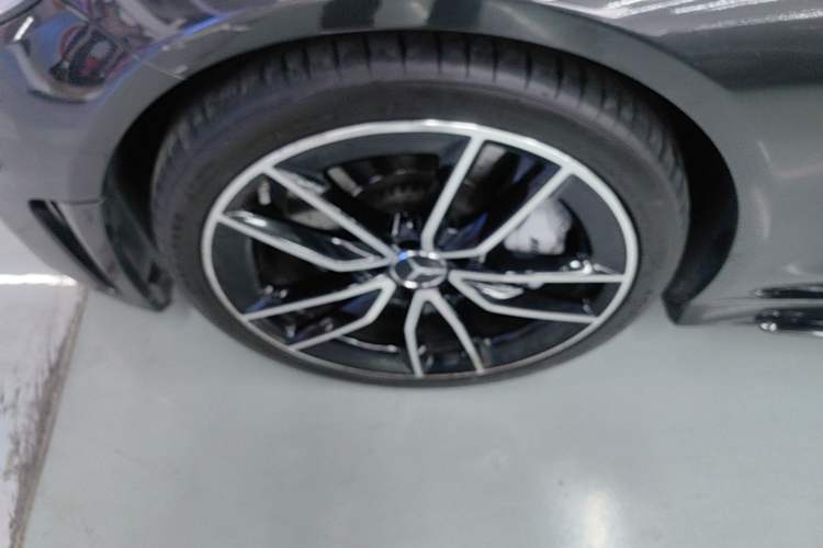 Used Mercedes-Benz C-Class AMG 2019 AMG C 43 4MATIC Coupe Left Front Wheel Hub