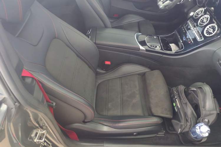 Used Mercedes-Benz C-Class AMG 2019 AMG C 43 4MATIC Coupe Right Front Seat
