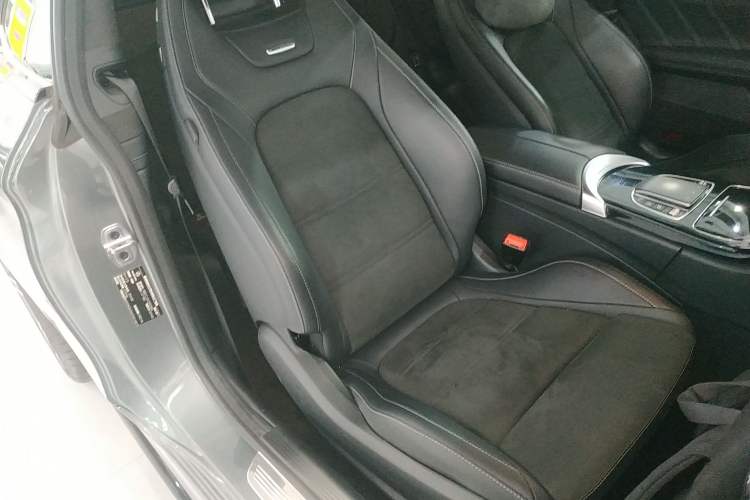 Used Mercedes-Benz C-Class AMG 2019 AMG C 63 Coupe Right Front Seat