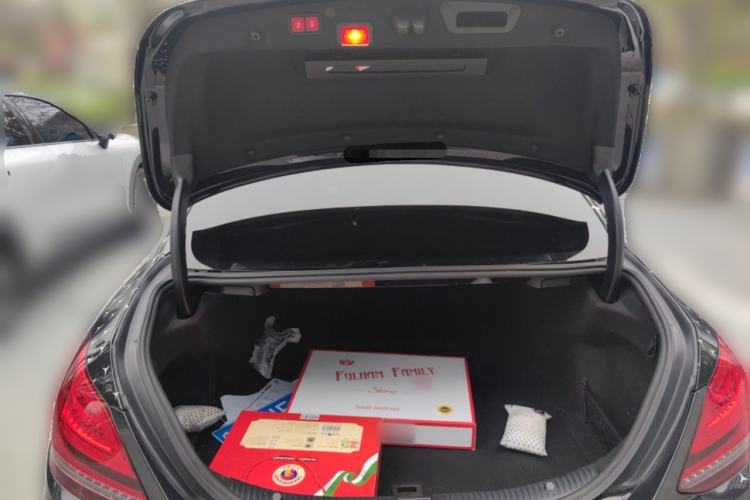 Used Mercedes-Benz C-Class AMG 2019 AMG C 43 4MATIC Trunk