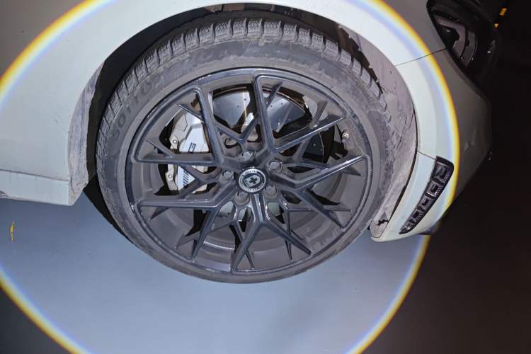 Used Mercedes-Benz C-Class AMG 2019 AMG C 43 4MATIC Coupe Right Front Wheel Hub