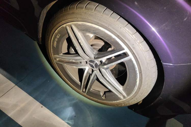 Used Mercedes-Benz C-Class AMG 2019 AMG C 63 Coupe Right Front Wheel Hub