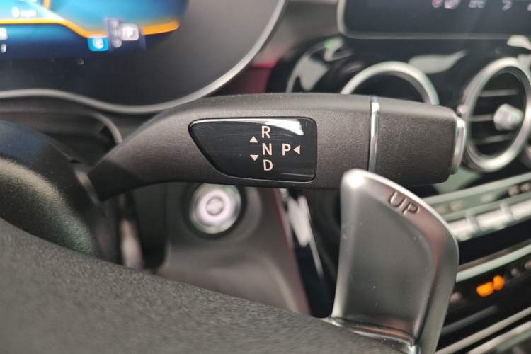 Used Mercedes-Benz C-Class AMG 2019 AMG C 43 4MATIC Coupe Gear Lever