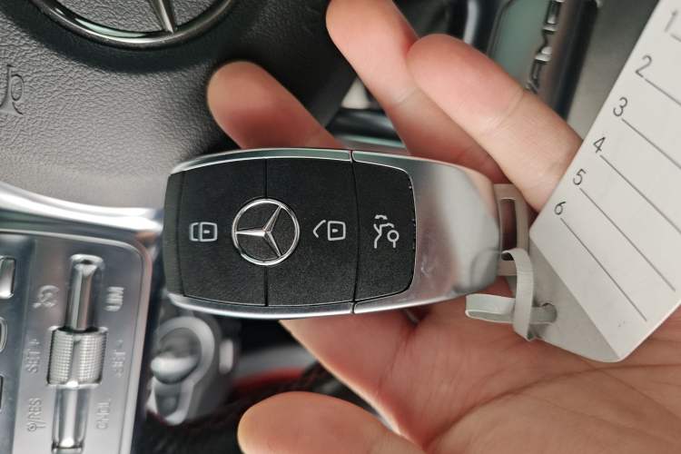 Used Mercedes-Benz C-Class AMG 2019 AMG C 43 4MATIC Coupe Vehicle Key