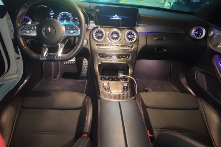 Used Mercedes-Benz C-Class AMG 2019 AMG C 43 4MATIC Coupe Center Console