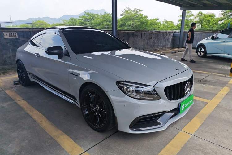 Used Mercedes-Benz C-Class AMG 2019 AMG C 63 Coupe Front Right 45 Deg