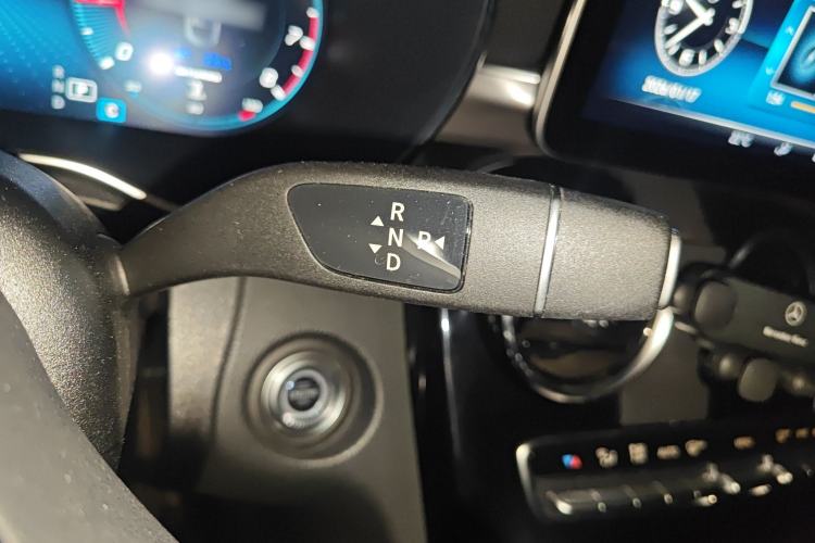 Used Mercedes-Benz C-Class AMG 2019 AMG C 43 4MATIC Coupe Gear Lever