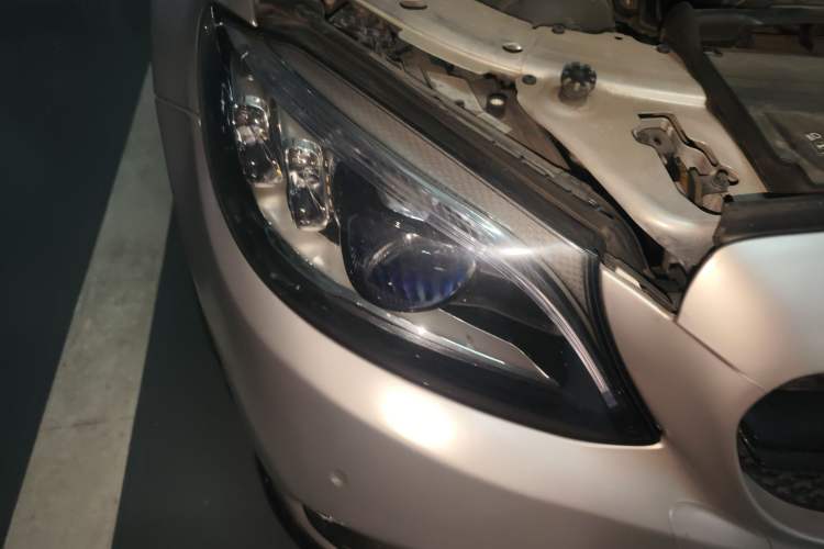 Used Mercedes-Benz C-Class AMG 2019 AMG C 43 4MATIC Coupe Right Front Headlight