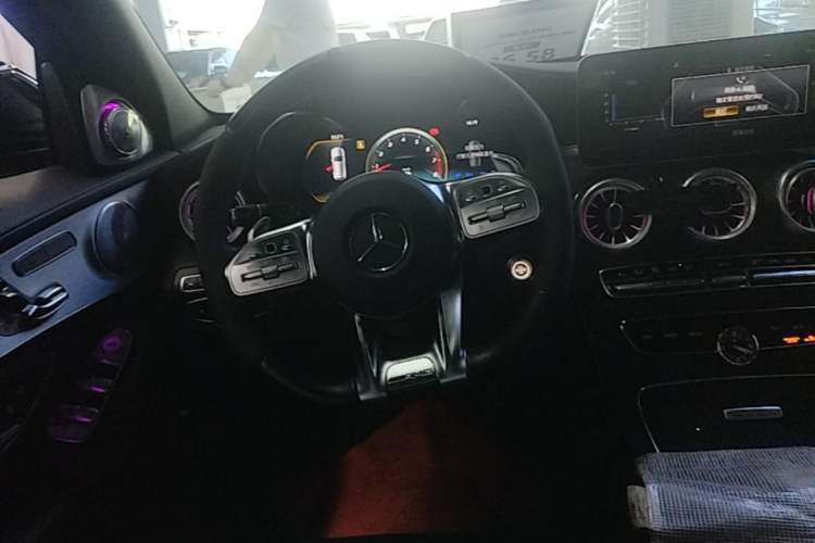 Used Mercedes-Benz C-Class AMG 2019 AMG C 43 4MATIC Estate Special Edition Steering Wheel