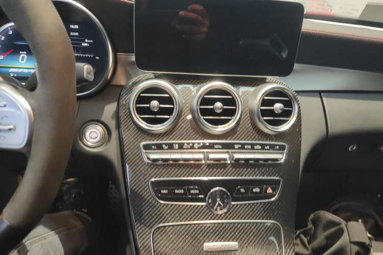 Used Mercedes-Benz C-Class AMG 2019 AMG C 43 4MATIC Estate Special Edition Audio And AC Panel