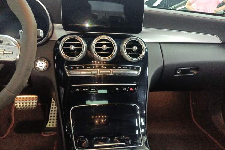 Used Mercedes-Benz C-Class AMG 2019 AMG C 43 4MATIC Audio And AC Panel