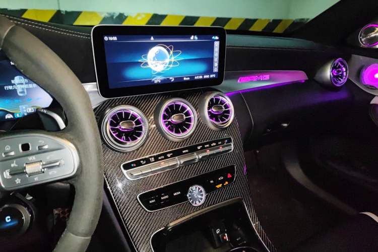 Used Mercedes-Benz C-Class AMG 2019 AMG C 63 S Audio And AC Panel
