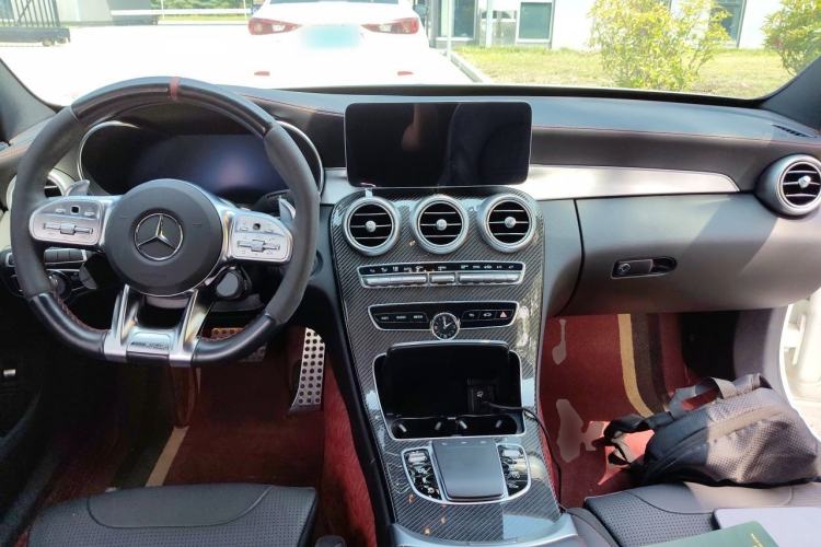 Used Mercedes-Benz C-Class AMG 2019 AMG C 43 4MATIC Estate Special Edition Center Console