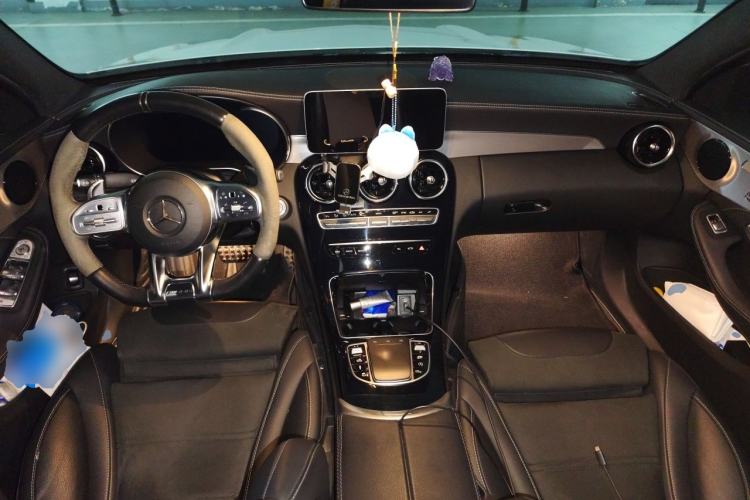 Used Mercedes-Benz C-Class AMG 2019 AMG C 63 Center Console