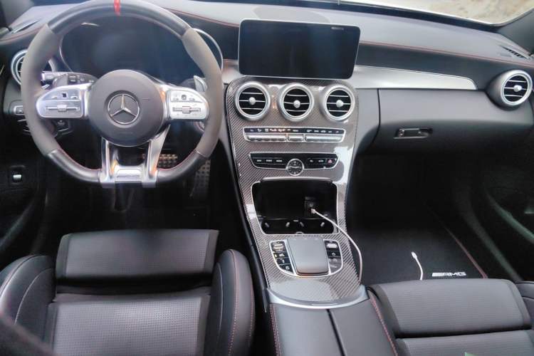 Used Mercedes-Benz C-Class AMG 2019 AMG C 43 4MATIC Estate Special Edition Center Console