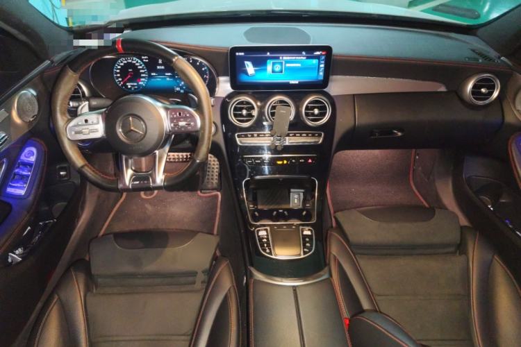 Used Mercedes-Benz C-Class AMG 2019 AMG C 43 4MATIC Center Console